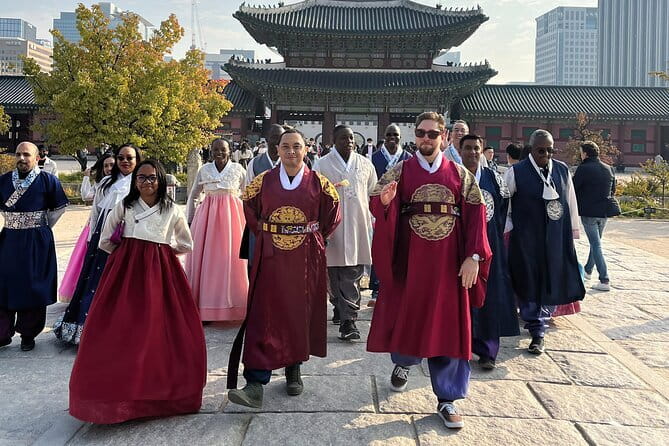 1 Day Private Full DMZ Tour in Seoul with Crystal Gondola - Gamaksan Chulleong Bridge: A Swaying Suspension Walk to Close the Day