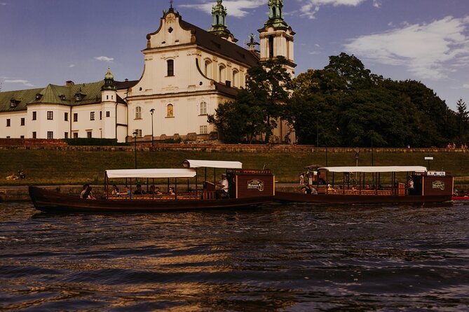 1 Hour Traditional Gondola Sightseeing Vistula River Cruise - Key things I’d bet on