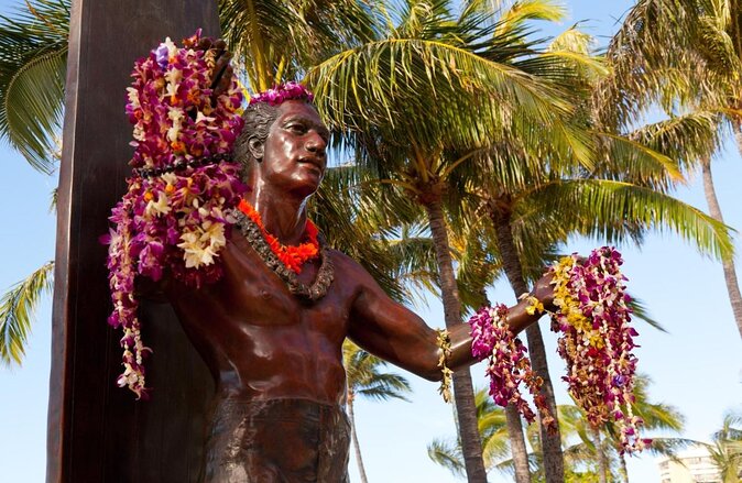 2-Hour Small-Group Gondola Excursion in Waikiki - Key highlights at a glance