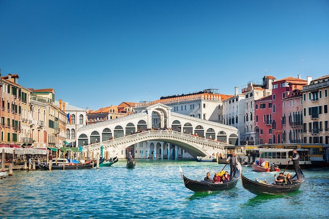 2-hour Venice Guided Walking Tour with Gondola ride - Meeting at Campo S. Giacomo di Rialto and ending at Gondola Danieli