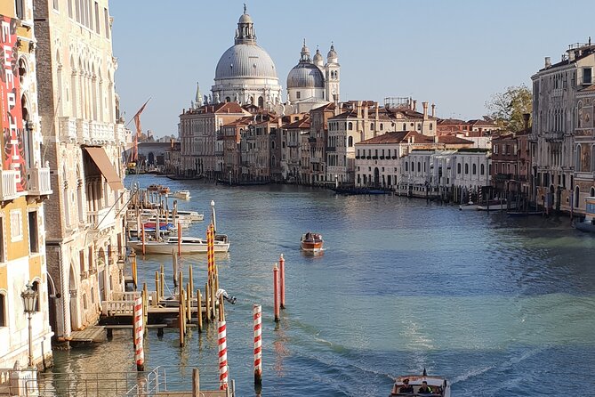 2-hour Venice Guided Walking Tour with Gondola ride - The gondola ride: end at Gondola Danieli for lagoon-only views