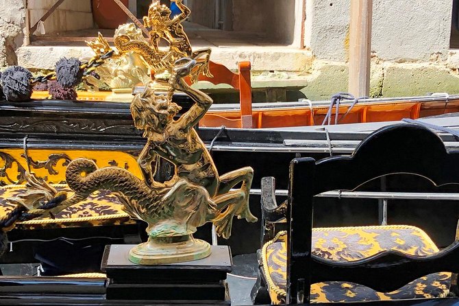 30-min Private Gondola Ride for up to 5 people - Your gondola route: three stops you can picture ahead of time