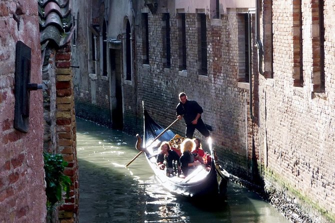 30-min Private Gondola Ride for up to 5 people - What you get from the gondolier (and what you should ask)