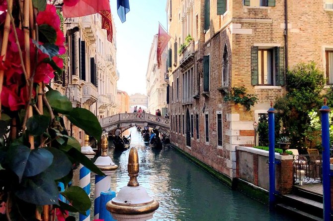 30-min Private Gondola Ride for up to 5 people - Time matters: why some rides feel shorter than 30 minutes