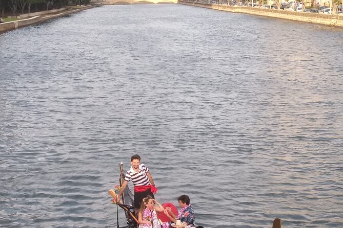 Aloha Gondola Cruise with Drinks & Pastries - Romance and proposal-ready details (including Elliot’s touch)