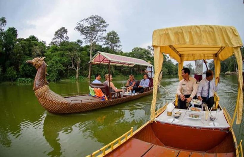 Angkor Bike tour & Gondola Sunset Boat - Rural Siem Reap lanes: rice fields, narrow roads, and family plots