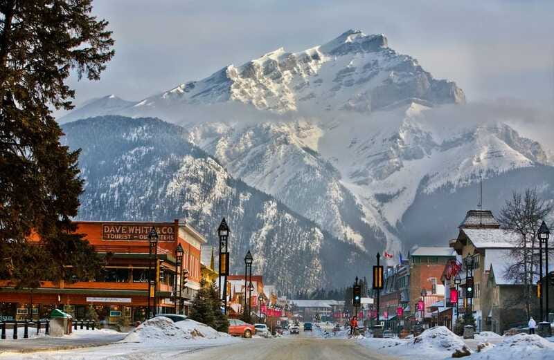 Banff Gondola, Banff Town, Lake Minnewanka, Bow Falls - Who this Banff day trip suits best (and who should skip it)