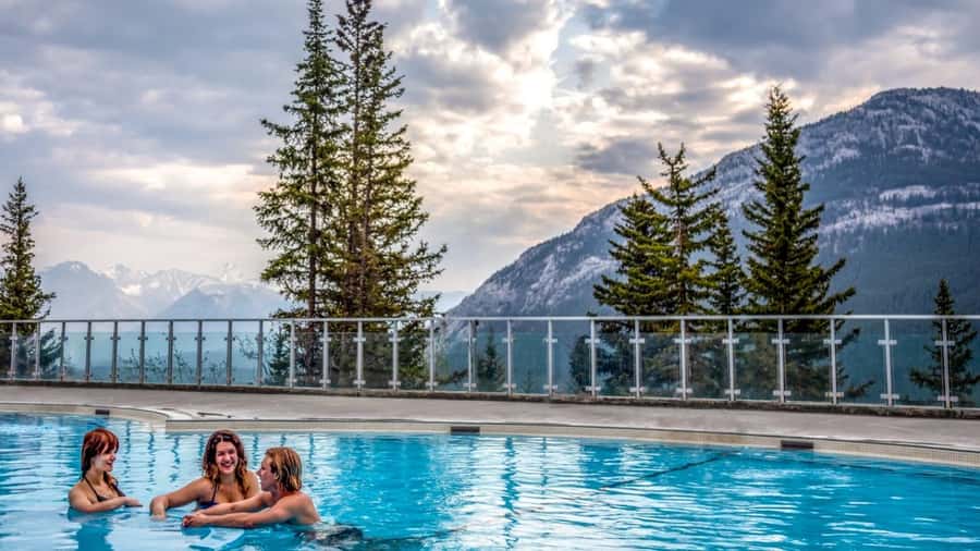 Banff: Gondola, Hot Springs, Bow falls & Three lakes tour - Key things to know before you go