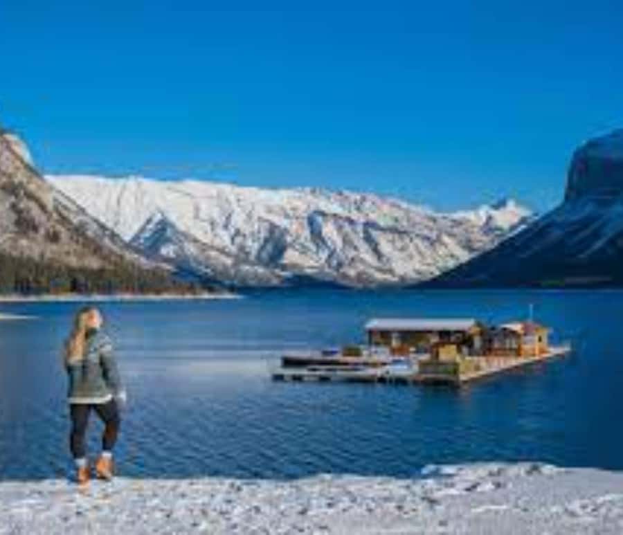Banff: Gondola, Hot Springs, Bow falls & Three lakes tour - Banff Gondola on Sulphur Mountain: the 360-degree payoff