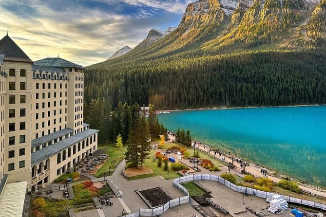 Banff Gondola, Lake Louise, Emerald Lake and Lake Minnewanka Tour - Two Jack Lake for Quiet Photos and Mount Rundle Views