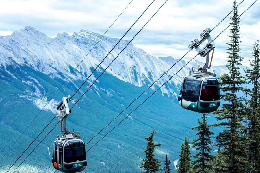 Banff:Lake Louise & Moraine Lake 1/2 Day Tour Canoe/Sightsee - Quick take: what makes this tour work