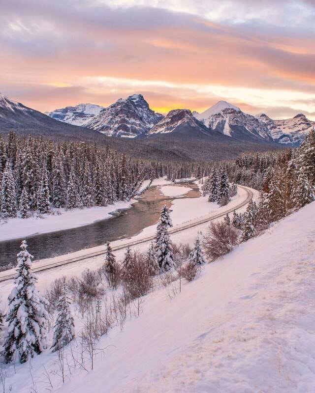 Banff Private Full-Day Tour Lake Louise, Gondola & more - Mt. Norquay Chairlift or Sulphur Mountain Gondola: Panoramas With a Plan