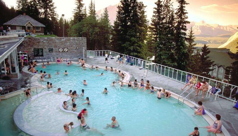 Banff Private Full-Day Tour Lake Louise, Gondola & more - Morant’s Curve: Mountain Views and the Passing Train Moment
