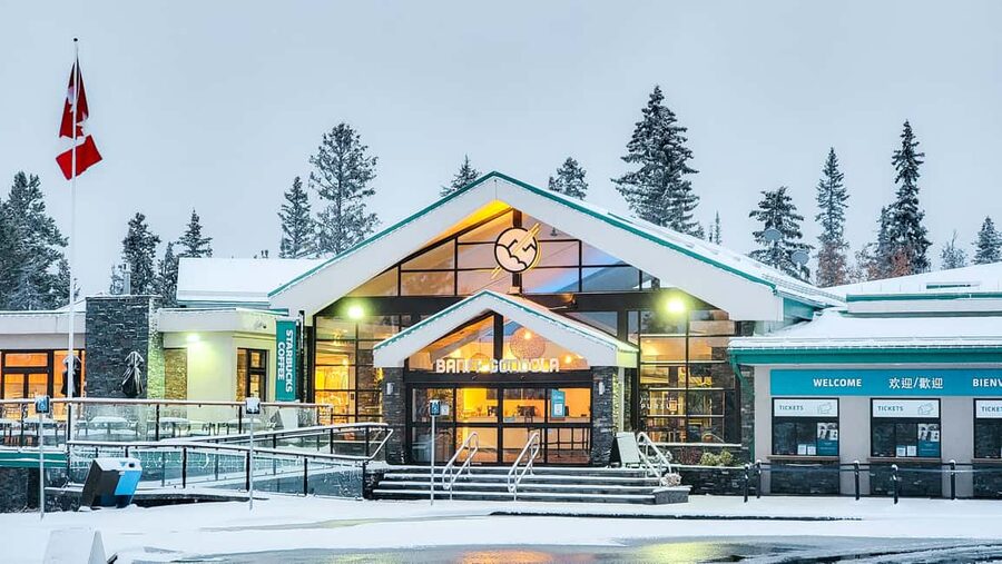 Banff: Winter Tour with Dinner & Nightrise at Banff Gondola - Lake Minnewanka and the interpretive story talk