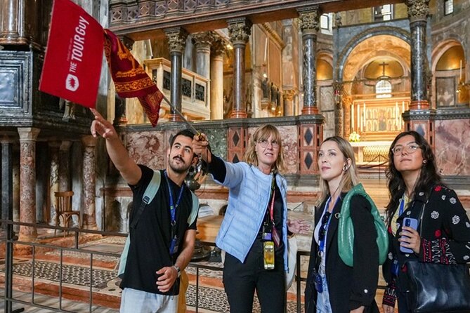 Best Of Venice: Saint Mark's Basilica, Doges Palace with Guide and Gondola Ride - Best of Venice in 3.5 hours: what $125 buys you