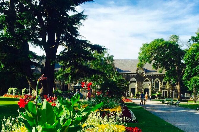 Christchurch City Private Day Tour with Gondola - A private Christchurch day that makes Port Hills the opening act