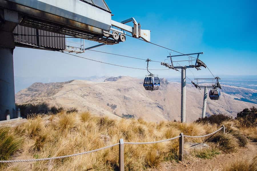 Christchurch: Gondola Ticket and Punt Ride on the Avon River - The Discovery Ride and the Red Rock Café Pause