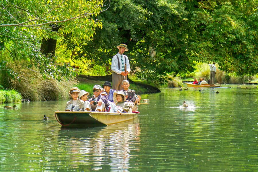 Christchurch: Gondola Ticket and Punt Ride on the Avon River - Hagley Park and City-Center Vantage Points From the Water