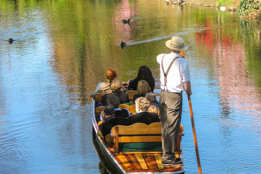 Christchurch: Gondola Ticket and Punt Ride on the Avon River - Should You Book This Christchurch Punt and Gondola Day?