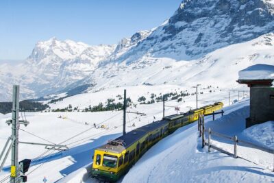 Daytrip to Jungfraujoch Top of Europe and Interlaken from Zurich - Interlaken: one hour to breathe between two lakes