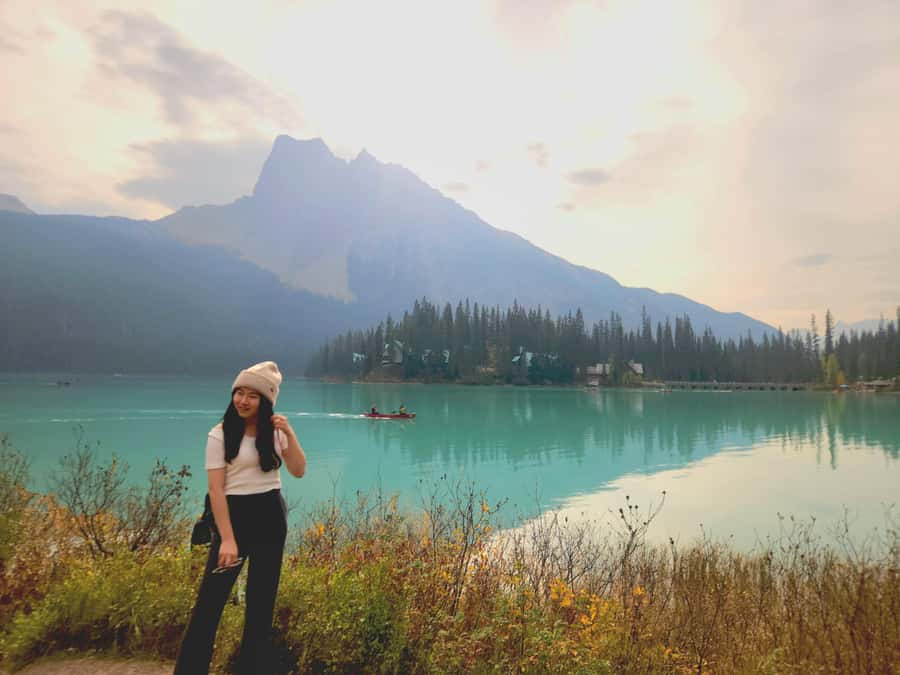Discover the Best of Banff: Lakes, Mountains, Gondola Ride - Guide power: how Bally and Inder lift a sightseeing day