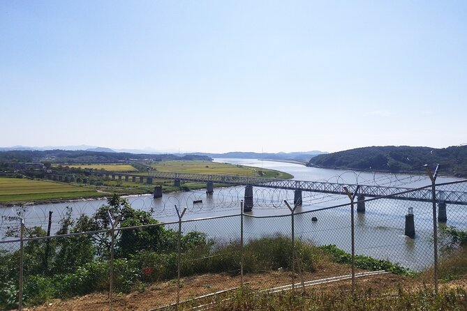 DMZ Guided Tour with Suspension Bridge / Gondola from Seoul - Stop 1: the DMZ grounds and buffer-zone context