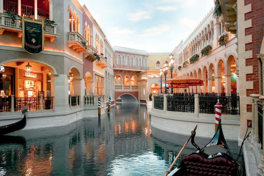 Doha City Tour, Villaggio Mall and Free Gondola Ride - Corniche skyline and West Bay: quick views that feel worth it