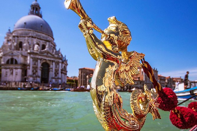 Enchanting Venice: Private Gondola Experience - Where you meet: Traghetto Santa Maria del Giglio matters more than you think