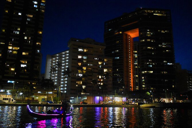 Fireworks Waikiki Gondola Cruise -lots of fun- - Price and value: is $128 per person fair for this hour?