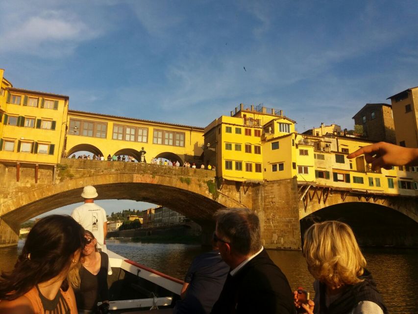 Florence: Guided Gondola Boat Tour with a Glass of Wine - The Arno River Is the Story You See From Water Level