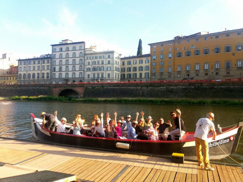 Florence: Guided Gondola Boat Tour with a Glass of Wine - Via dei Vagellai Meeting Point: Quick Walk, Real Pier Time