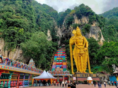 From Kuala Lumpur: Genting Highlands Day Tour & Gondola Ride - Getting picked up in Kuala Lumpur and staying on the clock