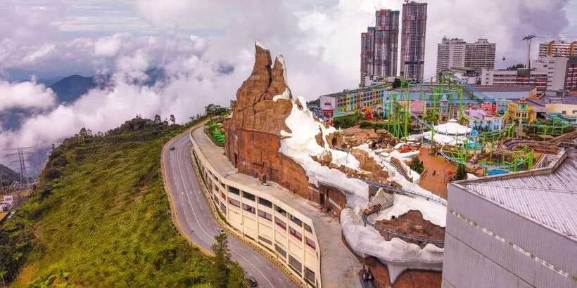From Kuala Lumpur: Genting Highlands Day Tour & Gondola Ride - Optional theme parks you can add (tickets not included)