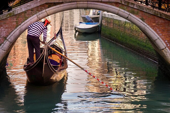 Gondola Ride and St Mark's Basilica - Meeting point details and what to do on arrival