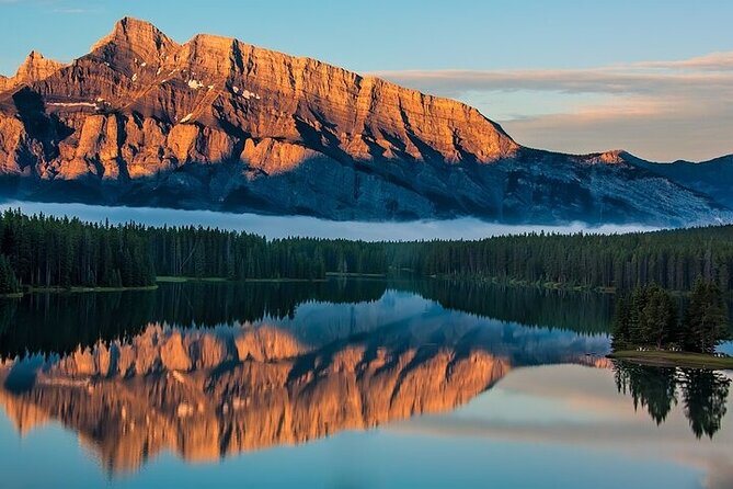 Guided Tour to Banff Highlights & Wildlife With Gondola Admission - What It Feels Like in Real Time: Comfort, Pace, and Guide Style