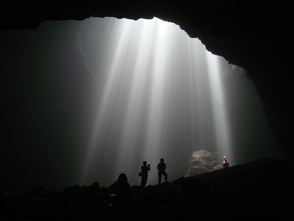 Kediwung Sunrise, Jomblang Cave, Timang Gondola Beach Day Tour - One-day combo tour: Kediwung, Jomblang Cave, Timang Beach