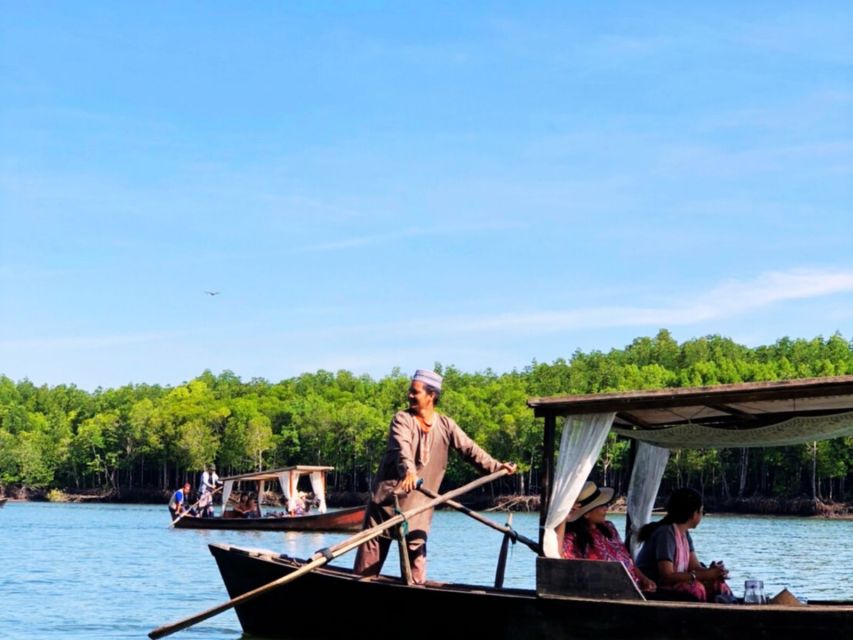 Ko Lanta: Private Gondola Cruise with Mangrove Forests - Coconut water tasting and the plantation moment
