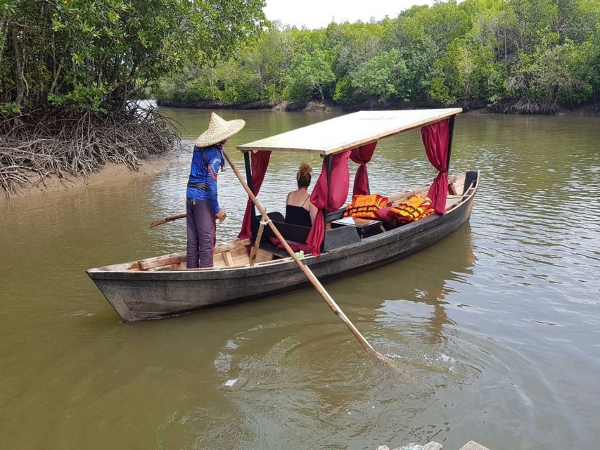 Ko Lanta: Private Gondola Cruise with Mangrove Forests - Village lunch/dinner: authentic Ko Lanta flavors in a community setting