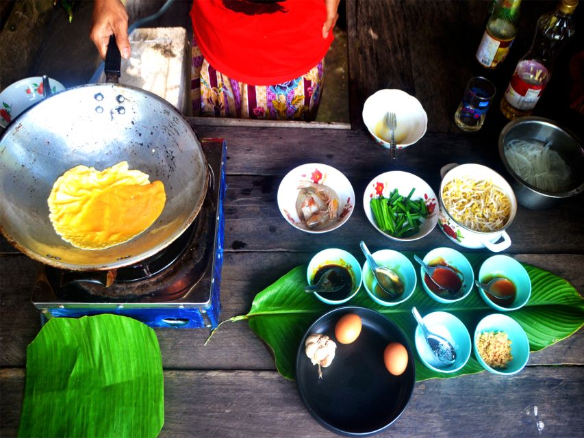 Ko Lanta: Private Gondola Cruise with Mangrove Forests - What to bring (and how to act) in a living mangrove forest