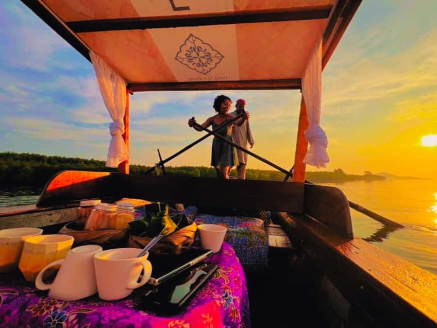 Ko Lanta: Sunrise Gondola Boat Ride with Breakfast - Key points to know before you go