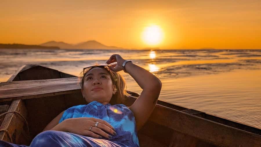 Koh Lanta: Romantic Sunrise Private Gondola Tour - Boarding the traditional gondola: how the ride actually works
