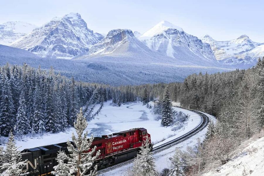 Lake Louise, Banff Gondola, & Yoho National Park 2 Day Tour - Sulphur Mountain Gondola versus hot springs and Cave and Basin