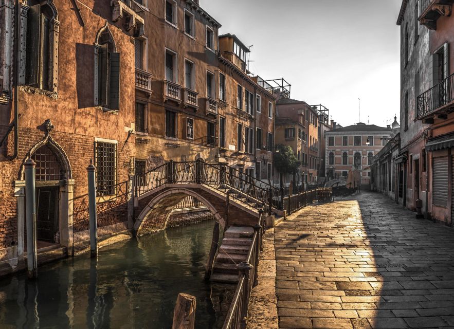 Land and Lagoon - Walking Tour and Gondola Ride - St. Mark’s Square, Basilica, and Doge’s Palace on foot