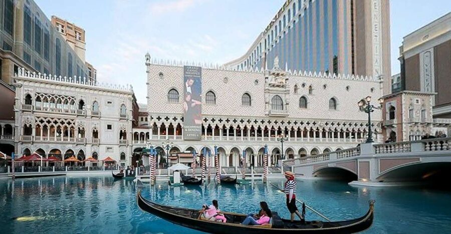 Las Vegas: Entry to Madame Tussauds with a Gondola Cruise - A Vegas two-for-one: wax stars plus a Venetian canal cruise