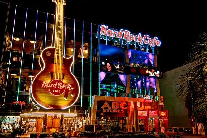 Las Vegas Super Saver: Madame Tussauds with Gondola Boat Ride - The Photo Reality: Wax Figures, Props, and Real-Feeling Moments