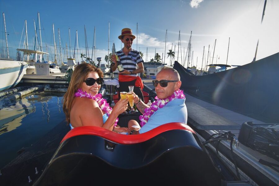 Oahu: Luxury Gondola Cruise with Drinks and Pastries - Key things that make this gondola cruise special