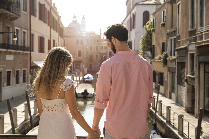 Private Gondola Ride and Photoshoot - Ponte dei Sospiri: The Bridge Shot You’ll Actually Want to Frame