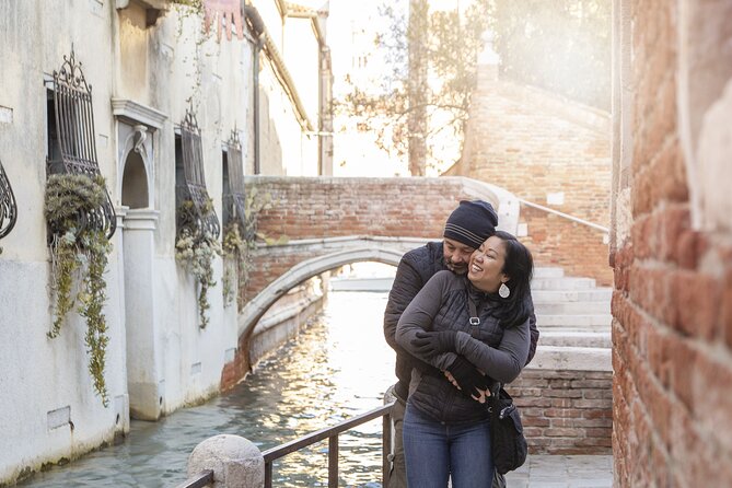 Private Gondola Ride and Photoshoot - Price and Value: $214.49 Per Person for a Pro Outcome