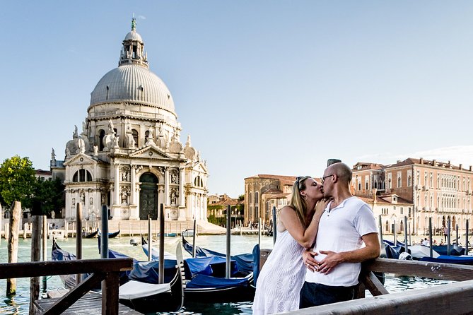 Private Photo Shoot in Venice with Gondola Ride - Weather and the Venice €5 access fee