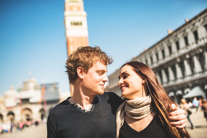 Private Photoshoot on Personal Gondola in Venice - Meeting at Caffè Florian and Getting Oriented Fast